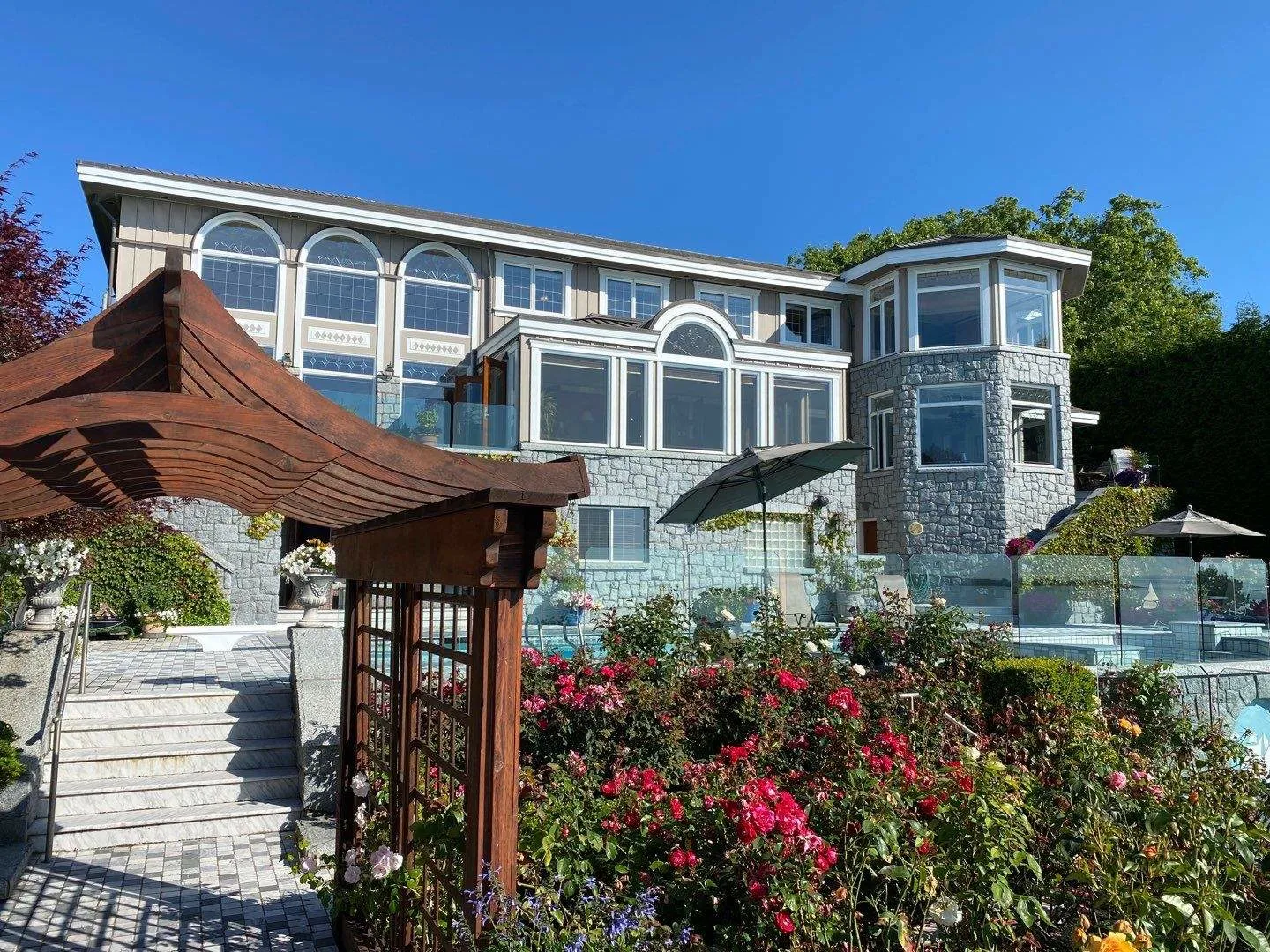 21-Aug 11 2022 09_31am-dWqs Exterior Residential Painting